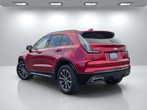 Used 2025 Cadillac XT4 Sport image 6