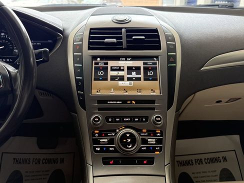 Used 2017 Lincoln MKZ Premiere FWD image 16