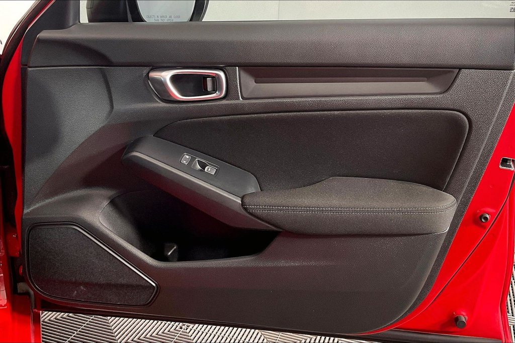 Used 2025 Honda Civic Sport image 21