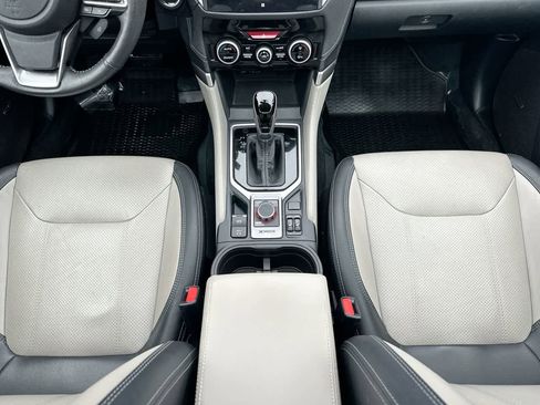 Used 2020 Subaru Forester Limited image 31