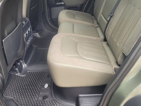 Used 2020 Land Rover Defender 110 S image 35