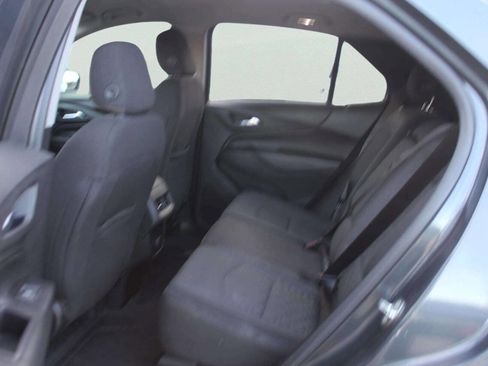 Used 2018 Chevrolet Equinox LT FWD image 6