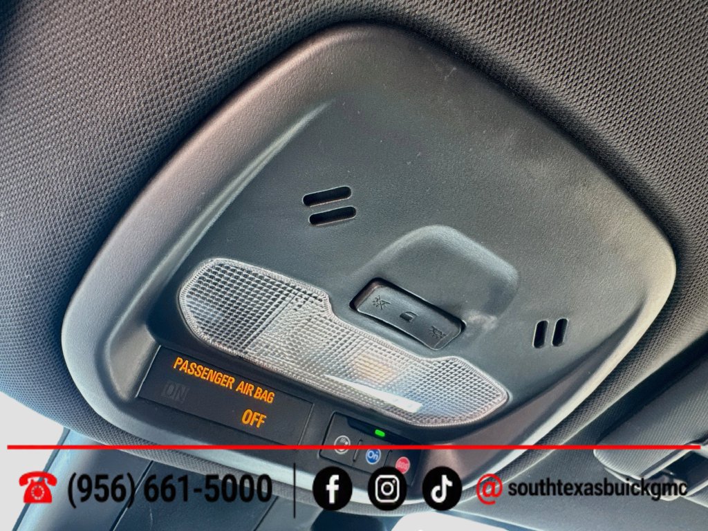 Used 2025 Chevrolet Trax RS w/ Driver Confidence Package FWD image 19