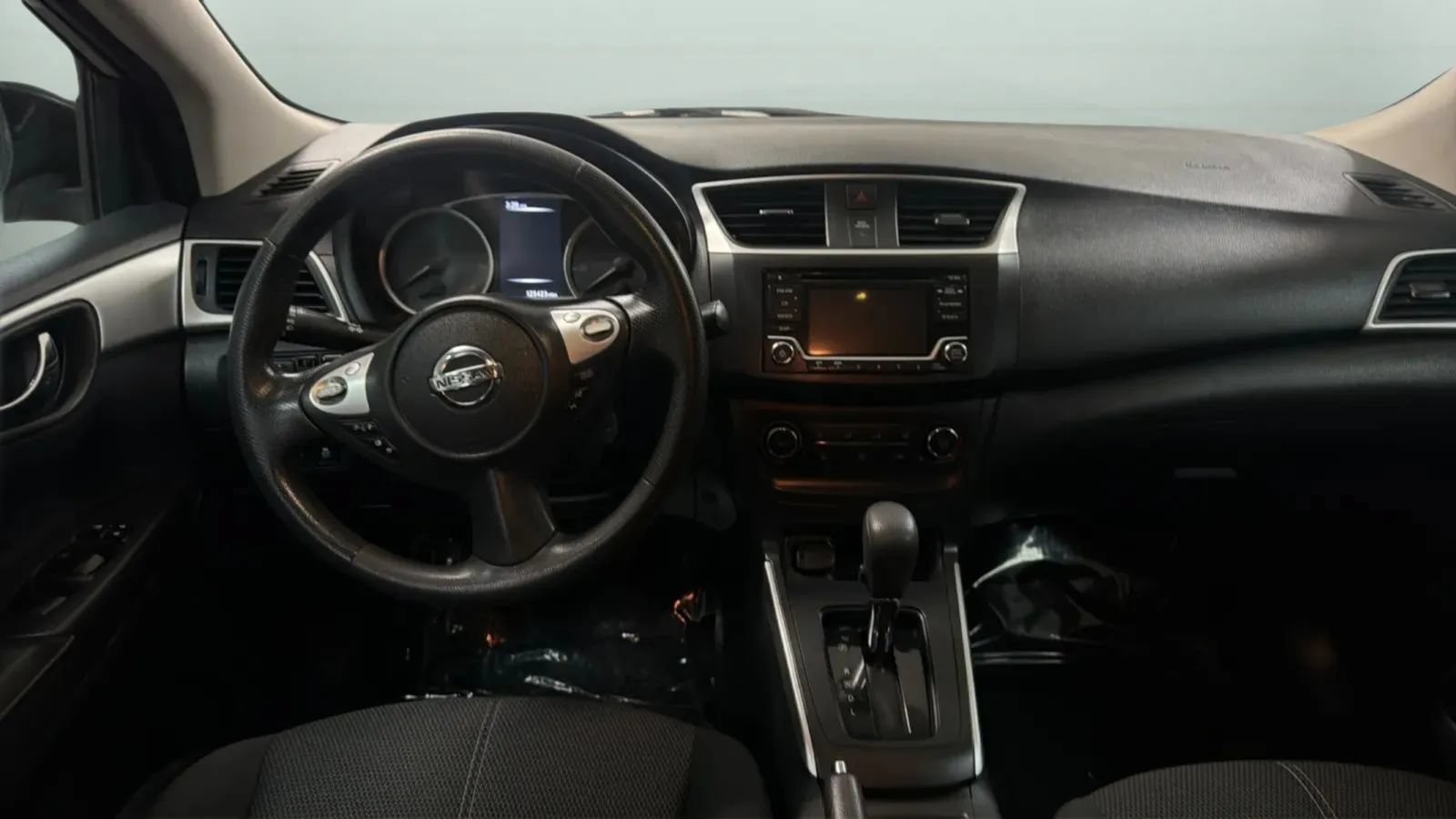 Used 2018 Nissan Sentra S FWD image 11