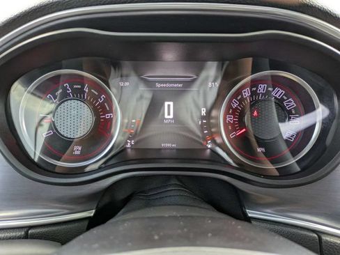 Used 2018 Dodge Challenger SXT RWD image 29
