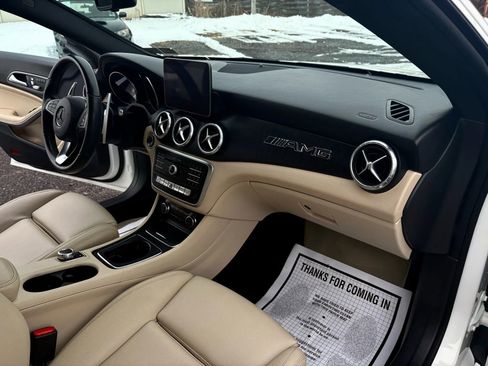 Used 2019 Mercedes-Benz CLA 250 4MATIC image 23