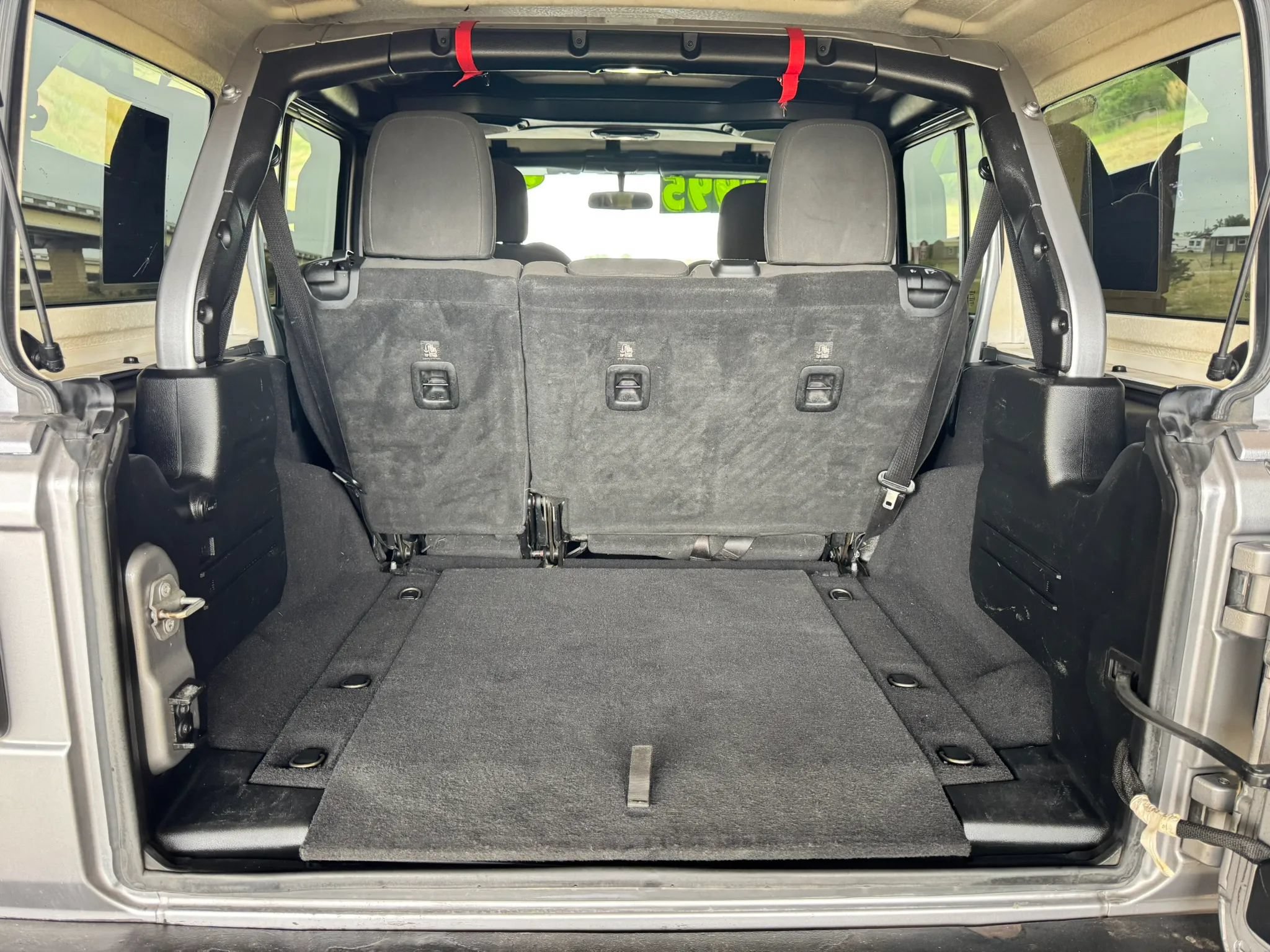 Used 2018 Jeep Wrangler Unlimited Sport S AWD/4WD image 22