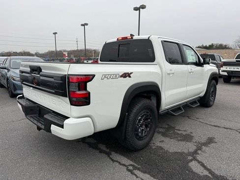 New 2026 Nissan Frontier PRO-4X w/ Pro-4x Convenience Package image 5