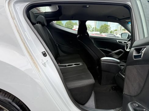 Used 2013 Hyundai Veloster RE:MIX Edition FWD image 28