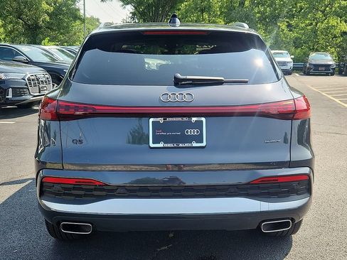 Used 2025 Audi Q5 Premium w/ Convenience Package AWD/4WD image 11