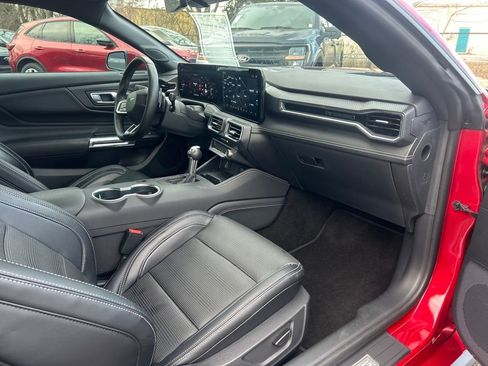 Used 2024 Ford Mustang GT Premium image 35