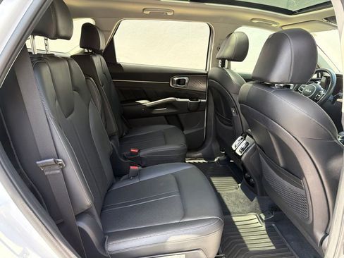 Used 2023 Kia Sorento SX FWD image 26