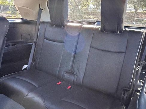 Used 2019 INFINITI QX60 Luxe w/ Sensory Package image 32