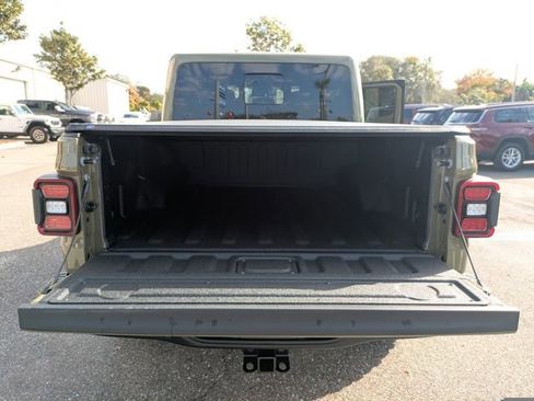 New 2026 Jeep Gladiator Mojave image 12