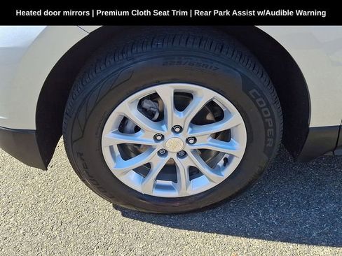 Used 2019 Chevrolet Equinox LT AWD/4WD image 16