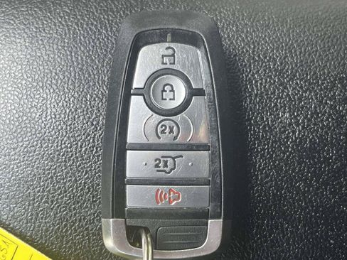 Used 2023 Ford Escape ST-Line w/ Tech Pack #1 FWD image 4