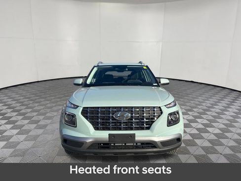 Certified 2026 Hyundai Venue SEL FWD image 5