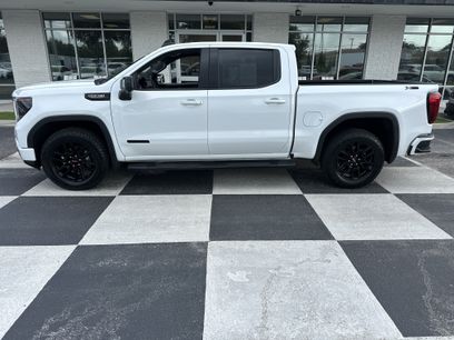 Used 2025 GMC Sierra 1500 Elevation w/ Elevation Premium Package