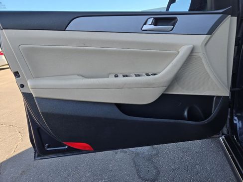 Used 2017 Hyundai Sonata SE image 9