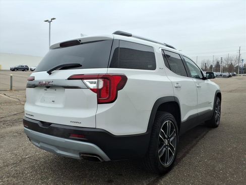 Used 2020 GMC Acadia SLT w/ Driver Alert Package II image 6