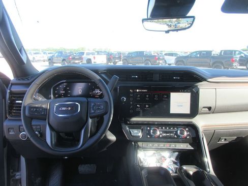 New 2026 GMC Sierra 2500 AT4 w/ AT4 Premium Plus Package AWD/4WD image 16