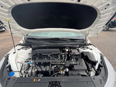 Used 2025 Kia K4 FWD image 29