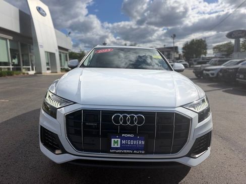 Used 2023 Audi Q8 Premium w/ Convenience Package AWD/4WD image 12