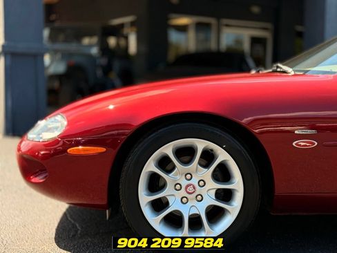 Used 1997 Jaguar XK8 Convertible RWD image 10