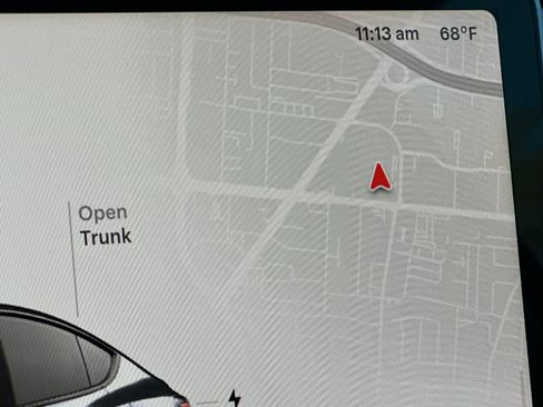 Used 2023 Tesla Model Y Long Range image 19