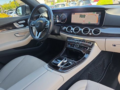 Used 2020 Mercedes-Benz E 450 4MATIC Sedan image 18