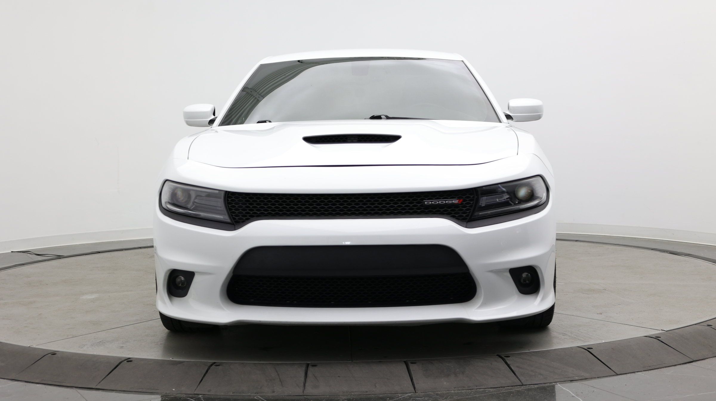 Used 2021 Dodge Charger R/T RWD image 2