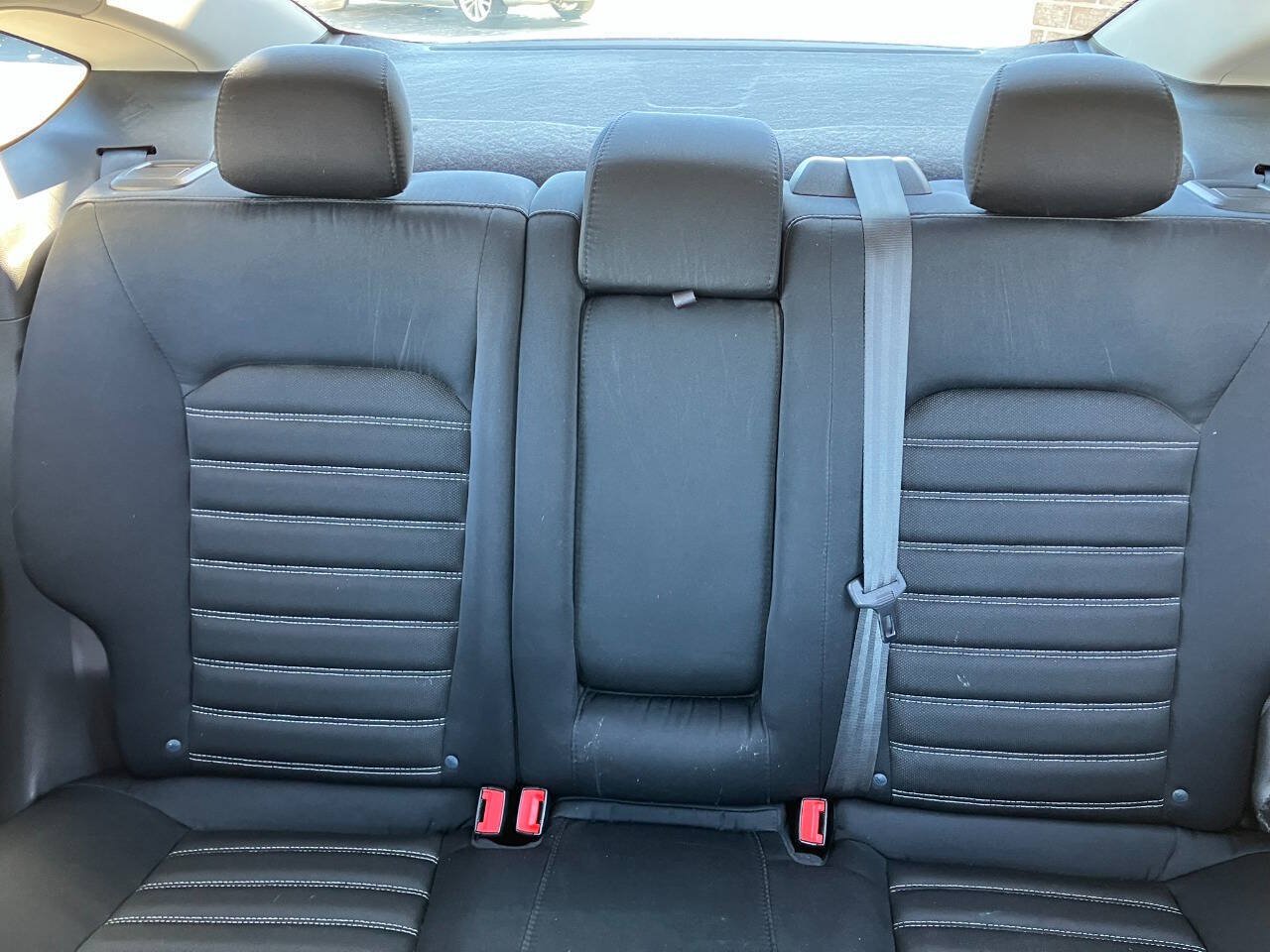 Used 2015 Ford Fusion SE FWD image 20