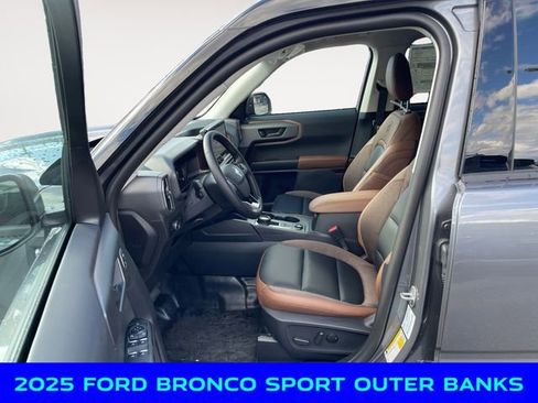 New 2025 Ford Bronco Sport Outer Banks w/ Sasquatch Outer Banks Package image 9