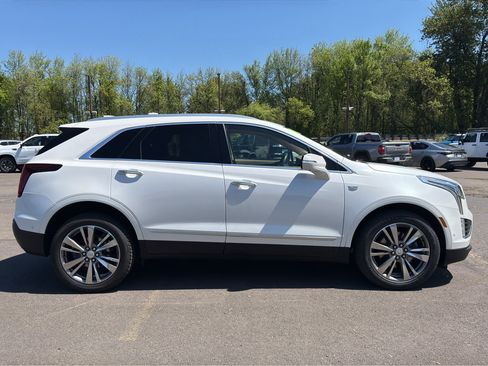 Used 2021 Cadillac XT5 Premium Luxury w/ Platinum Package AWD/4WD image 33