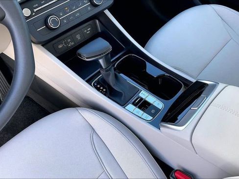 New 2026 Hyundai Tucson SE FWD image 8