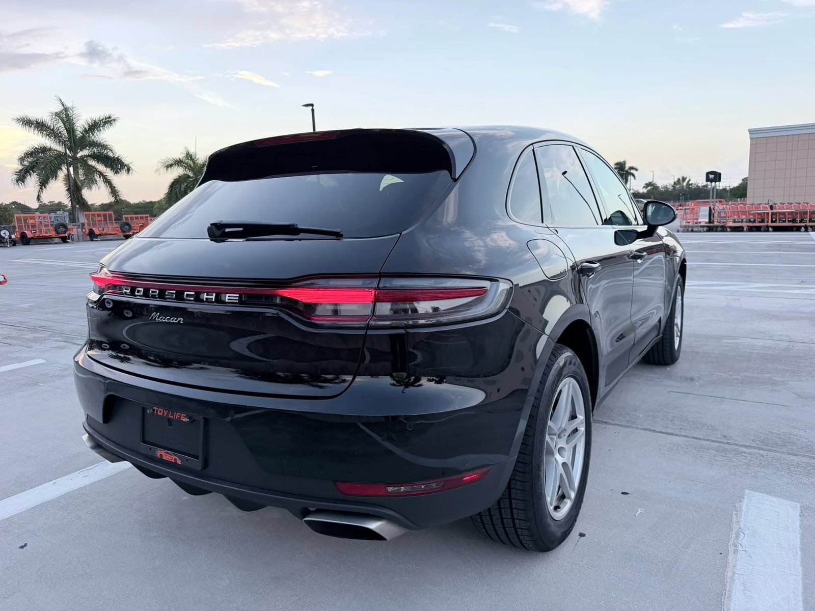 Used 2020 Porsche Macan AWD/4WD image 12