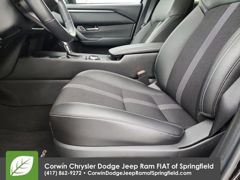 Used 2025 MAZDA CX-50 AWD 2.5 S w/ Premium Package image 19