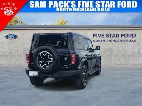 Used 2025 Ford Bronco Outer Banks AWD/4WD image 9