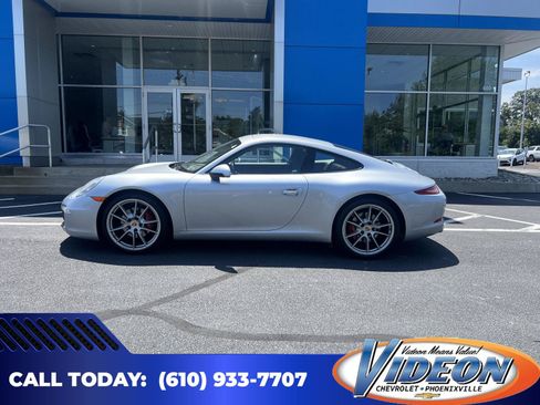 Used 2015 Porsche 911 Carrera RWD image 1