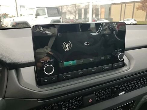 New 2025 Honda Accord SE image 17