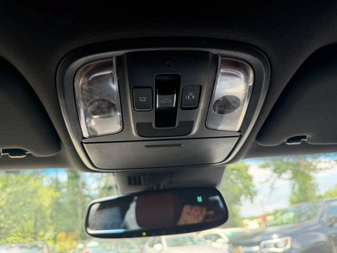 Used 2018 Kia Stinger GT2 AWD/4WD image 24