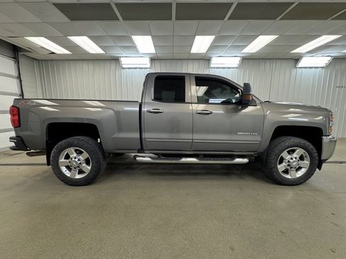 Used 2017 Chevrolet Silverado 2500 LT w/ All Star Edition image 5