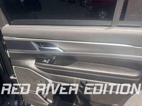 Used 2023 Jeep Wagoneer Series II image 15