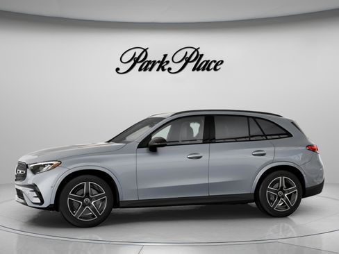 Certified 2025 Mercedes-Benz GLC 300 4MATIC w/ AMG Line image 4