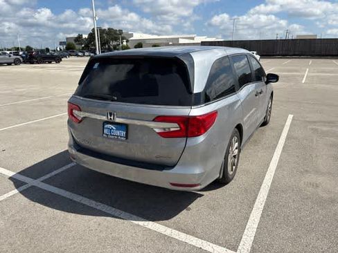 Used 2019 Honda Odyssey LX image 5