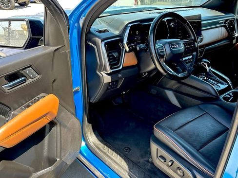 Used 2023 GMC Canyon AT4 w/ AT4 Premium Package AWD/4WD image 10