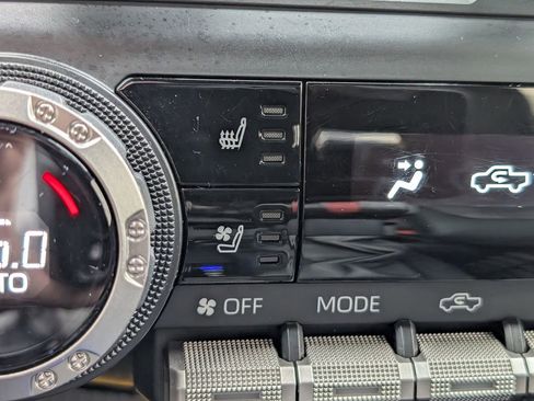 Used 2024 Toyota Tacoma TRD Pro image 27