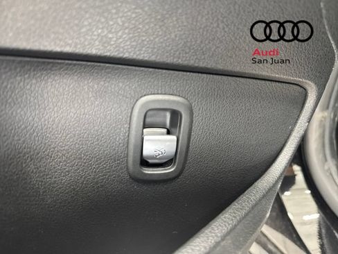 Used 2024 Mercedes-Benz C 300 Sedan image 29
