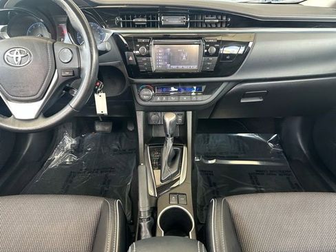 Used 2015 Toyota Corolla S image 14