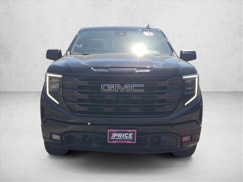 Used 2023 GMC Sierra 1500 Elevation w/ Preferred Package AWD/4WD image 2